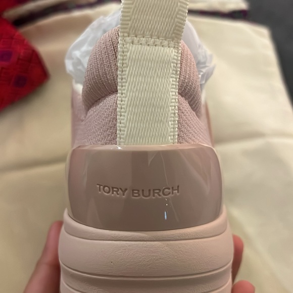 tory burch runner - Picture 3 of 6